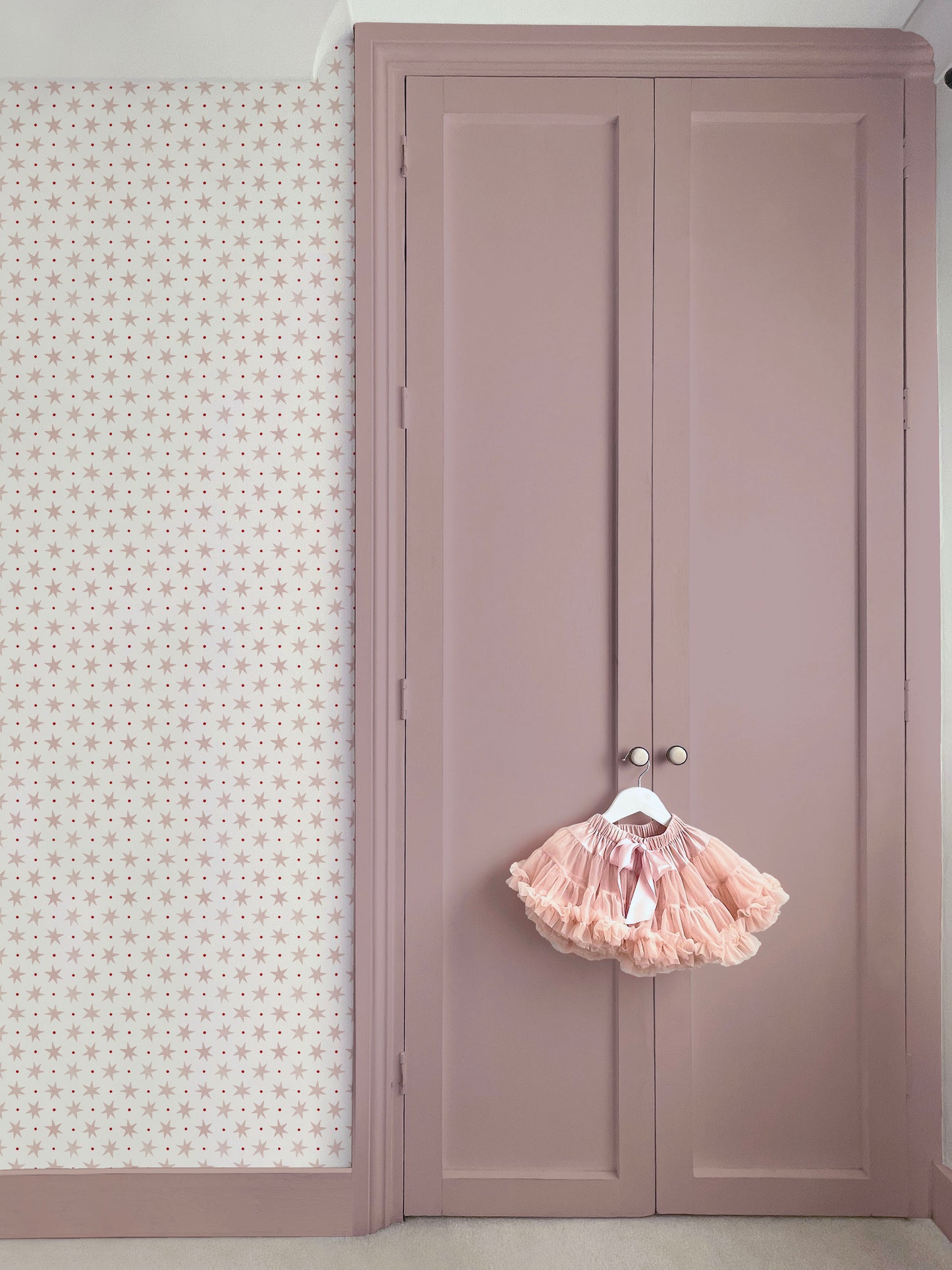 Stars & Spots Luxury Wallpaper for Kids ~ Blush