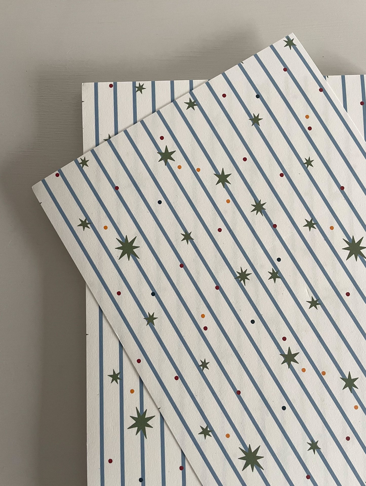 Stars & Stripes Luxury Wallpaper for Kids ~ Puddle
