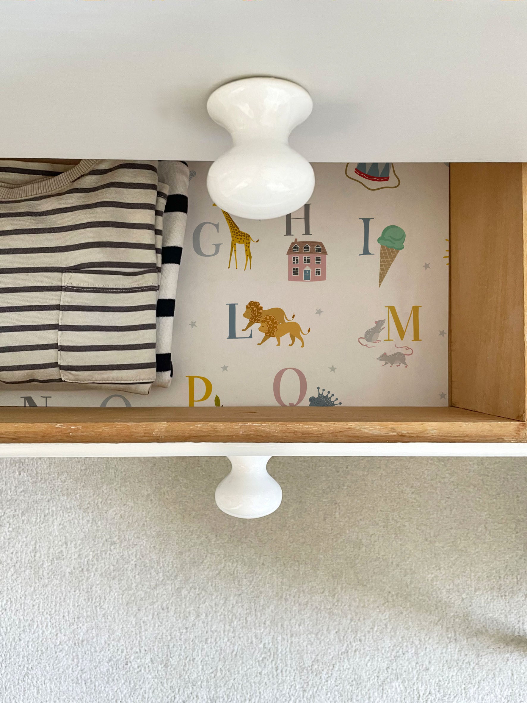 ABC Children's Wallpaper Draw Lining 
