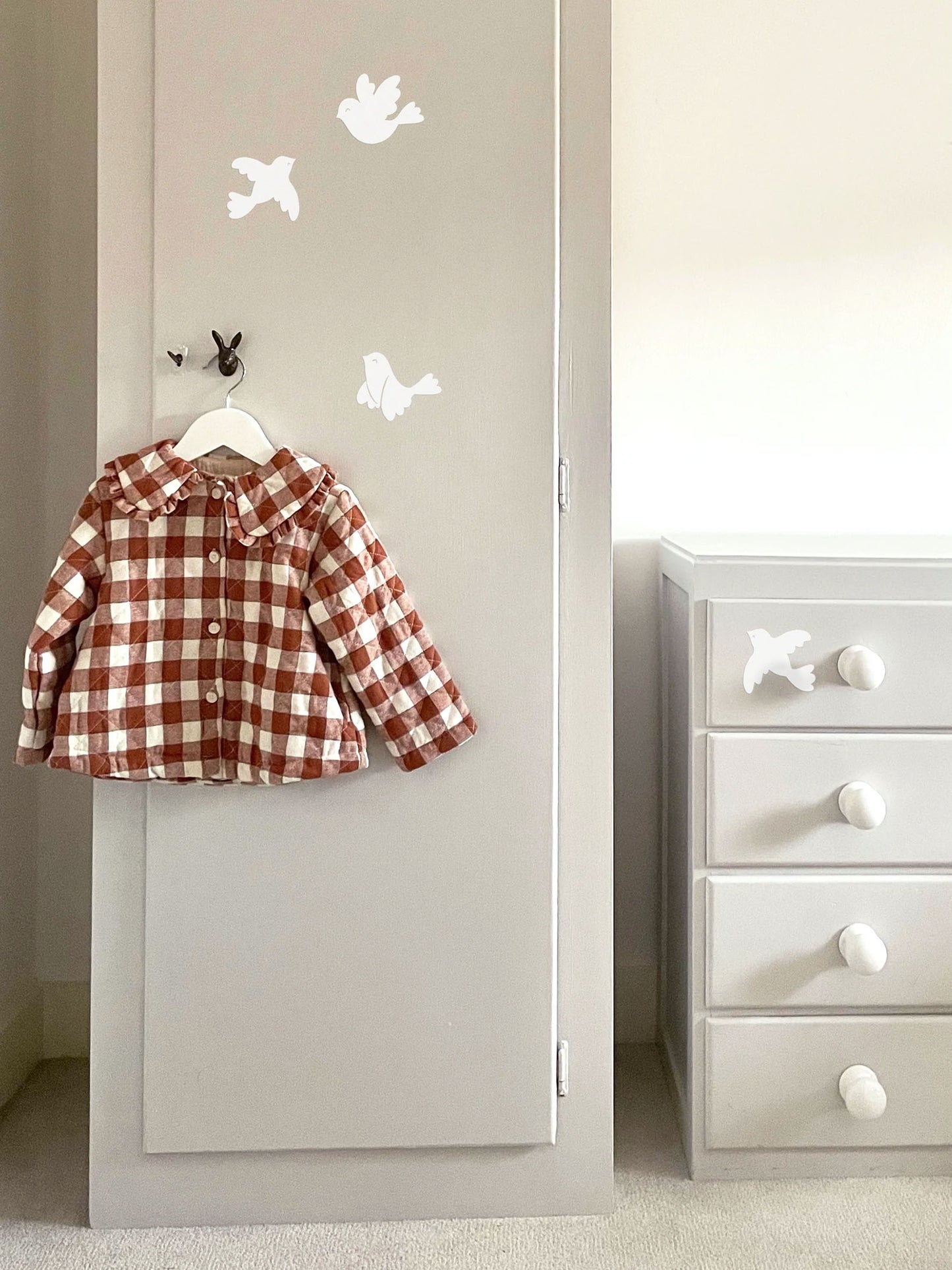 White Bird Wall Stickers – Eco-Friendly, Removable & Reusable Fabric Decals for Kids' Rooms, Nurseries & Playrooms